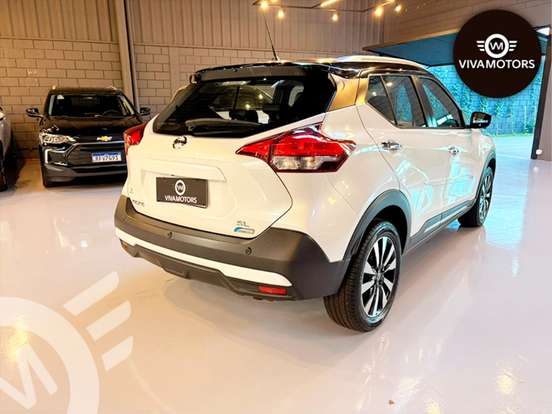 NISSAN-KICKS-2017