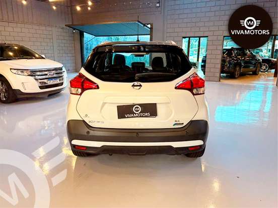 NISSAN-KICKS-2017