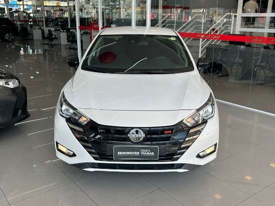 NISSAN-VERSA-2024