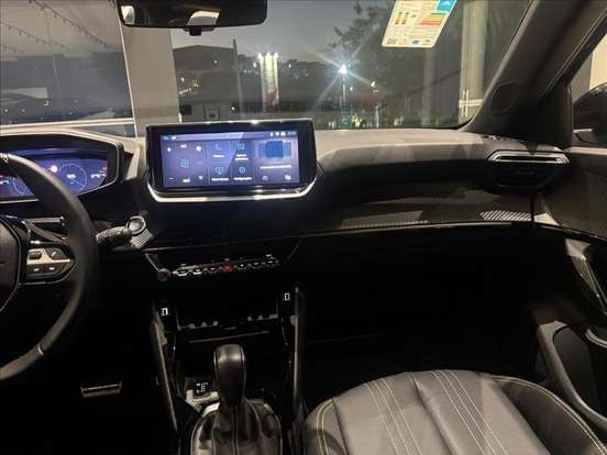 PEUGEOT-2008-2025