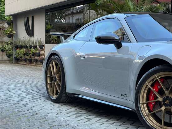 PORSCHE-911-3.6 24V H6 T-HYBRID CARRERA GTS PDK PORSCHE-911-2025