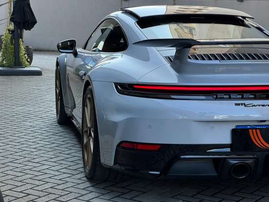 PORSCHE-911-2025