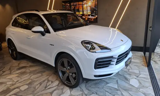 PORSCHE CAYENNE 3.0 V6 E-HYBRID PLATINUM EDITION AWD TIPTRONIC S