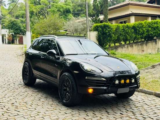 PORSCHE-CAYENNE-2010