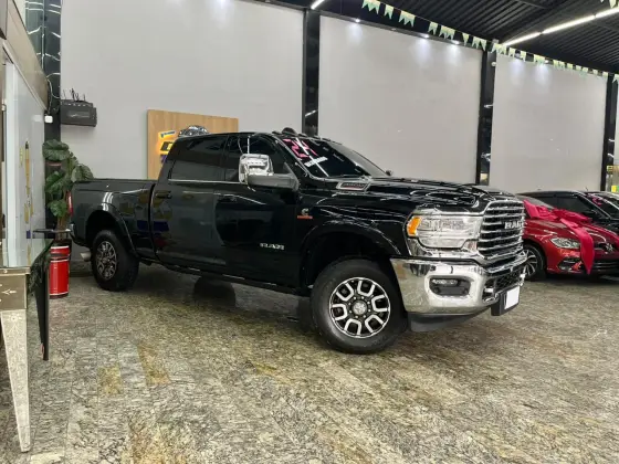 RAM 3500 6.7 I6 TURBO DIESEL LIMITED LONGHORN CD 4X4  AUTOMÁTICO