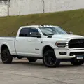 RAM 3500 6.7 I6 TURBO DIESEL LARAMIE NIGHT EDITION CD 4X4 AUTOMÁTICO RAM 3500 6.7 I6 TURBO DIESEL LARAMIE NIGHT EDITION CD 4X4 AUTOMÁTICO