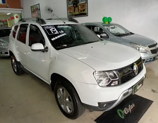RENAULT DUSTER 1.6 16V SCE FLEX DYNAMIQUE MANUAL RENAULT DUSTER 1.6 16V SCE FLEX DYNAMIQUE MANUAL