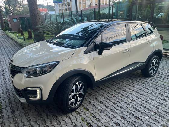 RENAULT CAPTUR 2.0 16V HI-FLEX INTENSE AUTOMÁTICO