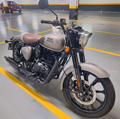 ROYAL ENFIELD-CLASSIC 350 DARK-2024