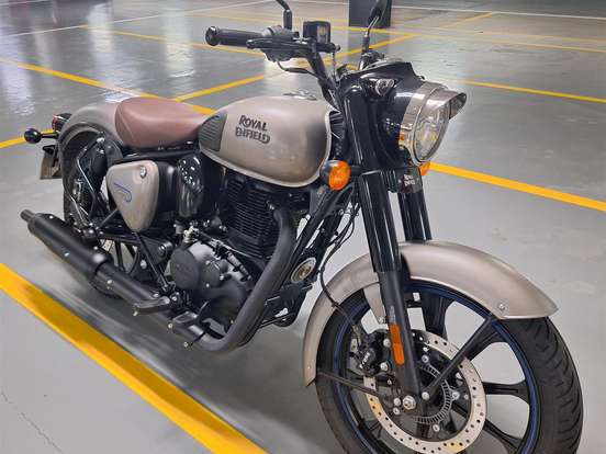 ROYAL ENFIELD-CLASSIC 350 DARK ROYAL ENFIELD-CLASSIC 350 DARK-2024