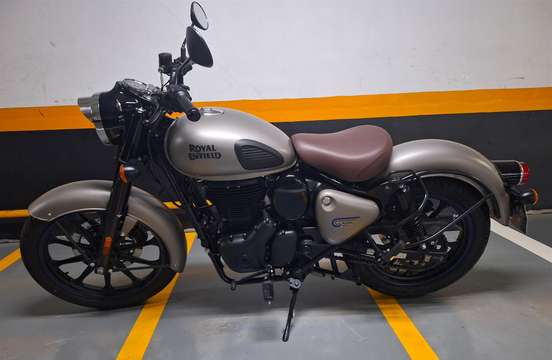 ROYAL ENFIELD-CLASSIC 350 DARK-2024