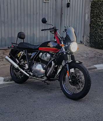 ROYAL ENFIELD-INTERCEPTOR-2023