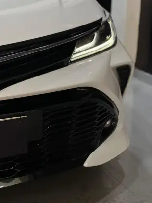 TOYOTA-COROLLA-2023