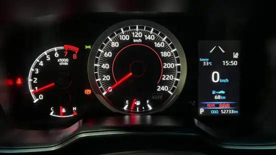 TOYOTA-COROLLA-2023