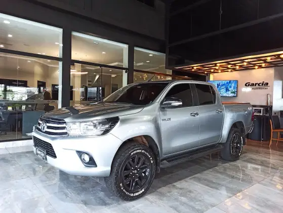TOYOTA HILUX 2.8 SRV 4X4 CD 16V DIESEL 4P AUTOMÁTICO