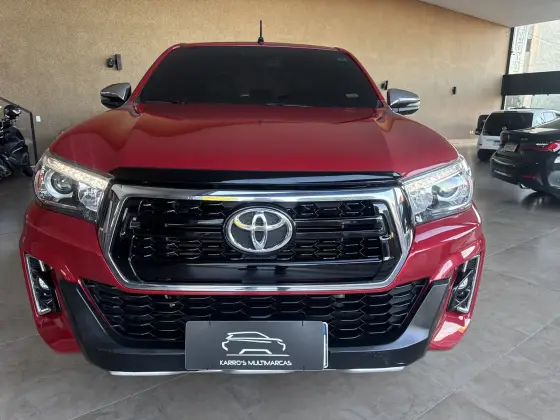 TOYOTA HILUX 2.8 SRX 4X4 CD 16V DIESEL 4P AUTOMÁTICO