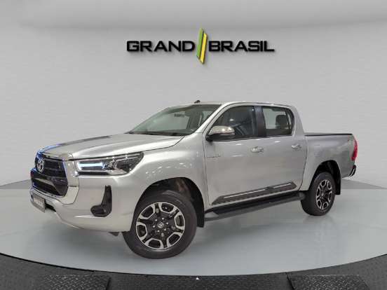 TOYOTA-HILUX-2025