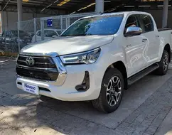 TOYOTA HILUX 2.8 D-4D TURBO DIESEL CD SRX 4X4 AUTOMÁTICO TOYOTA HILUX 2.8 D-4D TURBO DIESEL CD SRX 4X4 AUTOMÁTICO