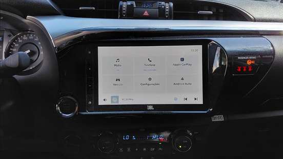 TOYOTA-HILUX-2025