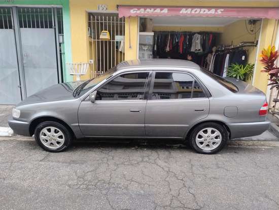 TOYOTA-COROLLA-2001