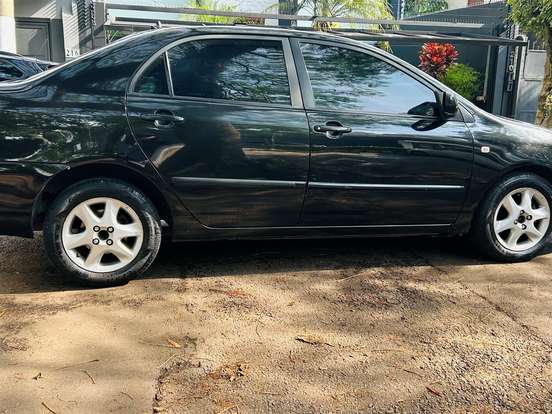 TOYOTA-COROLLA-1.8 SE-G 16V GASOLINA 4P AUTOMÁTICO TOYOTA-COROLLA-2004