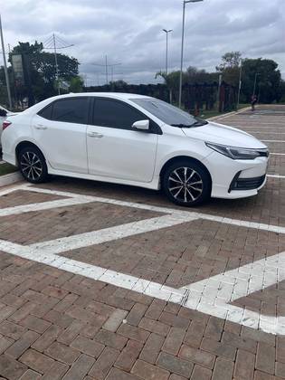 TOYOTA ETIOS 1.5 PLATINUM SEDAN 16V FLEX 4P AUTOMÁTICO