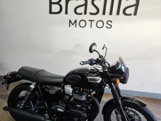 TRIUMPH-BONNEVILLE T100 BLACK 900 TRIUMPH-BONNEVILLE T100 BLACK 900-2018