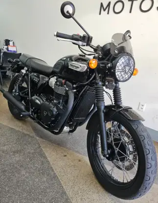 TRIUMPH-BONNEVILLE T100 BLACK 900-2018