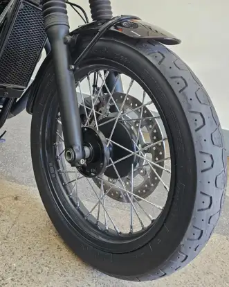 TRIUMPH-BONNEVILLE T100 BLACK 900-2018