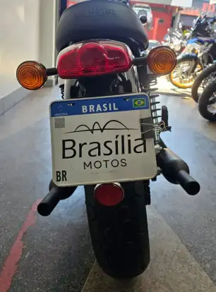 TRIUMPH-BONNEVILLE T100 BLACK 900-2018