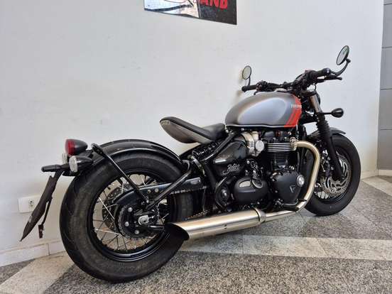TRIUMPH-BONNEVILLE BOBBER 1200 TRIUMPH-BONNEVILLE BOBBER 1200-2025