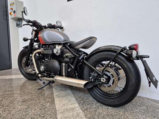 TRIUMPH-BONNEVILLE BOBBER 1200 TRIUMPH-BONNEVILLE BOBBER 1200-2025