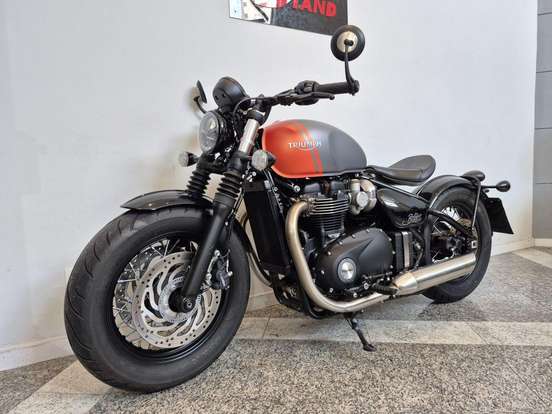 TRIUMPH-BONNEVILLE BOBBER 1200 TRIUMPH-BONNEVILLE BOBBER 1200-2025