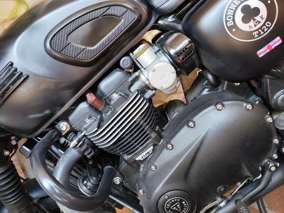 TRIUMPH-BONNEVILLE T120 1200 TRIUMPH-BONNEVILLE T120 1200-2019