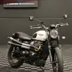 TRIUMPH STREET SCRAMBLER TRIUMPH STREET SCRAMBLER
