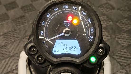 TRIUMPH-STREET SCRAMBLER-2020