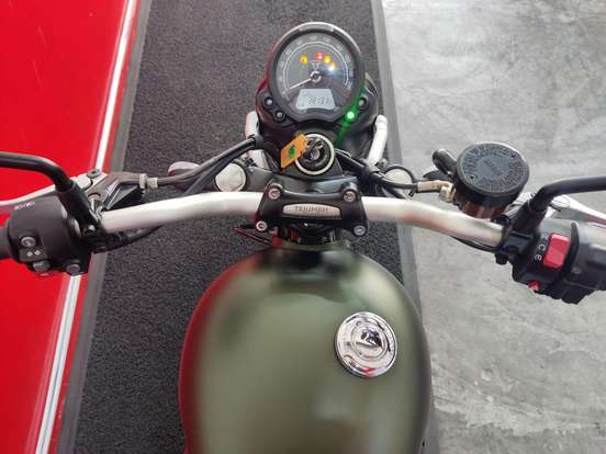 TRIUMPH-STREET SCRAMBLER-2019
