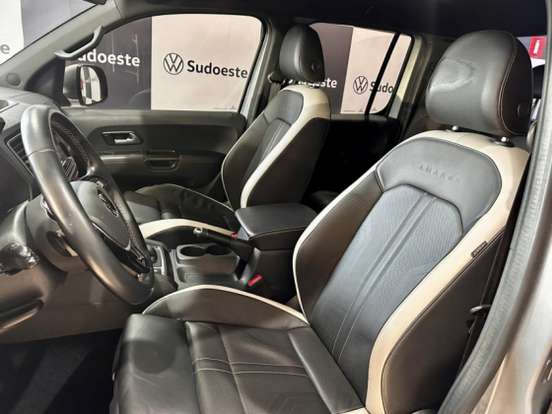 VOLKSWAGEN-AMAROK-2024