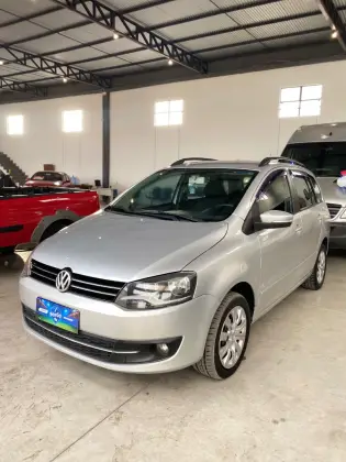 VOLKSWAGEN FOX 1.0 MI TREND 8V FLEX 4P MANUAL VOLKSWAGEN FOX 1.0 MI TREND 8V FLEX 4P MANUAL