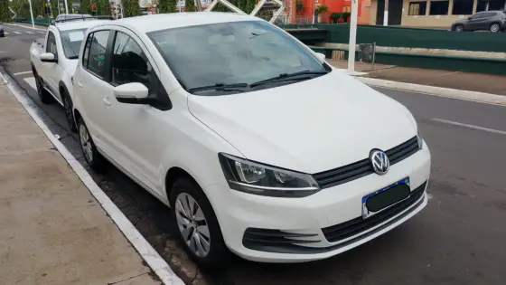 VOLKSWAGEN FOX 1.0 MPI TRENDLINE 12V FLEX 4P MANUAL