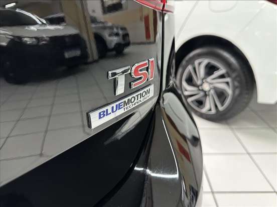 VOLKSWAGEN-GOLF-1.4 TSI COMFORTLINE 16V GASOLINA 4P AUTOMÁTICO VOLKSWAGEN-GOLF-2015