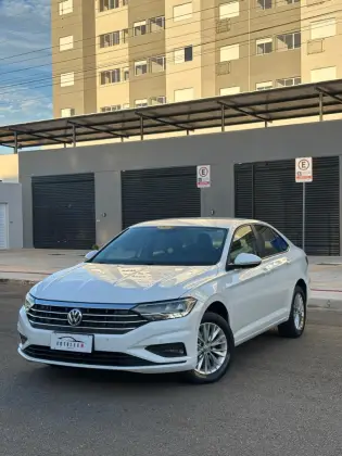 VOLKSWAGEN JETTA 1.4 250 TSI TOTAL FLEX TIPTRONIC VOLKSWAGEN JETTA 1.4 250 TSI TOTAL FLEX TIPTRONIC