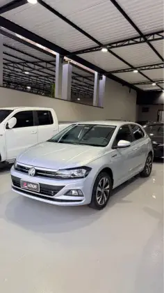 VOLKSWAGEN POLO 1.0 200 TSI HIGHLINE AUTOMÁTICO VOLKSWAGEN POLO 1.0 200 TSI HIGHLINE AUTOMÁTICO