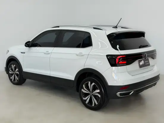 VOLKSWAGEN-T-CROSS-2024