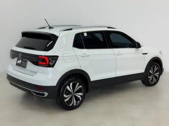 VOLKSWAGEN-T-CROSS-2024
