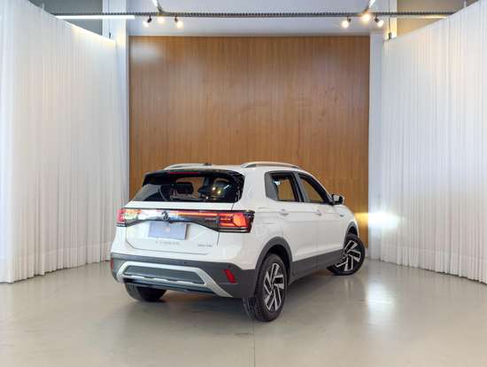 VOLKSWAGEN-T-CROSS-1.4 250 TSI TOTAL FLEX HIGHLINE AUTOMÁTICO VOLKSWAGEN-T-CROSS-2024