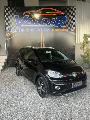 VOLKSWAGEN UP 1.0 170 TSI TOTAL FLEX XTREME 4P MANUAL