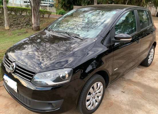 VOLKSWAGEN-FOX-2013