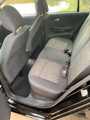 VOLKSWAGEN-FOX-2013