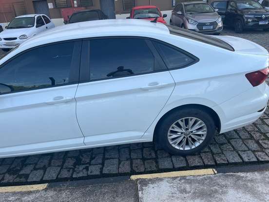 VOLKSWAGEN-JETTA-2018